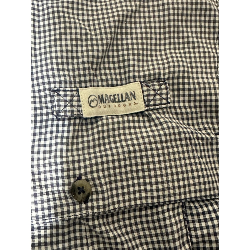 Magellan Outdoors Relaxed Fit Men's L Plaid Short Sleeve Shirt - Picture 5 of 7